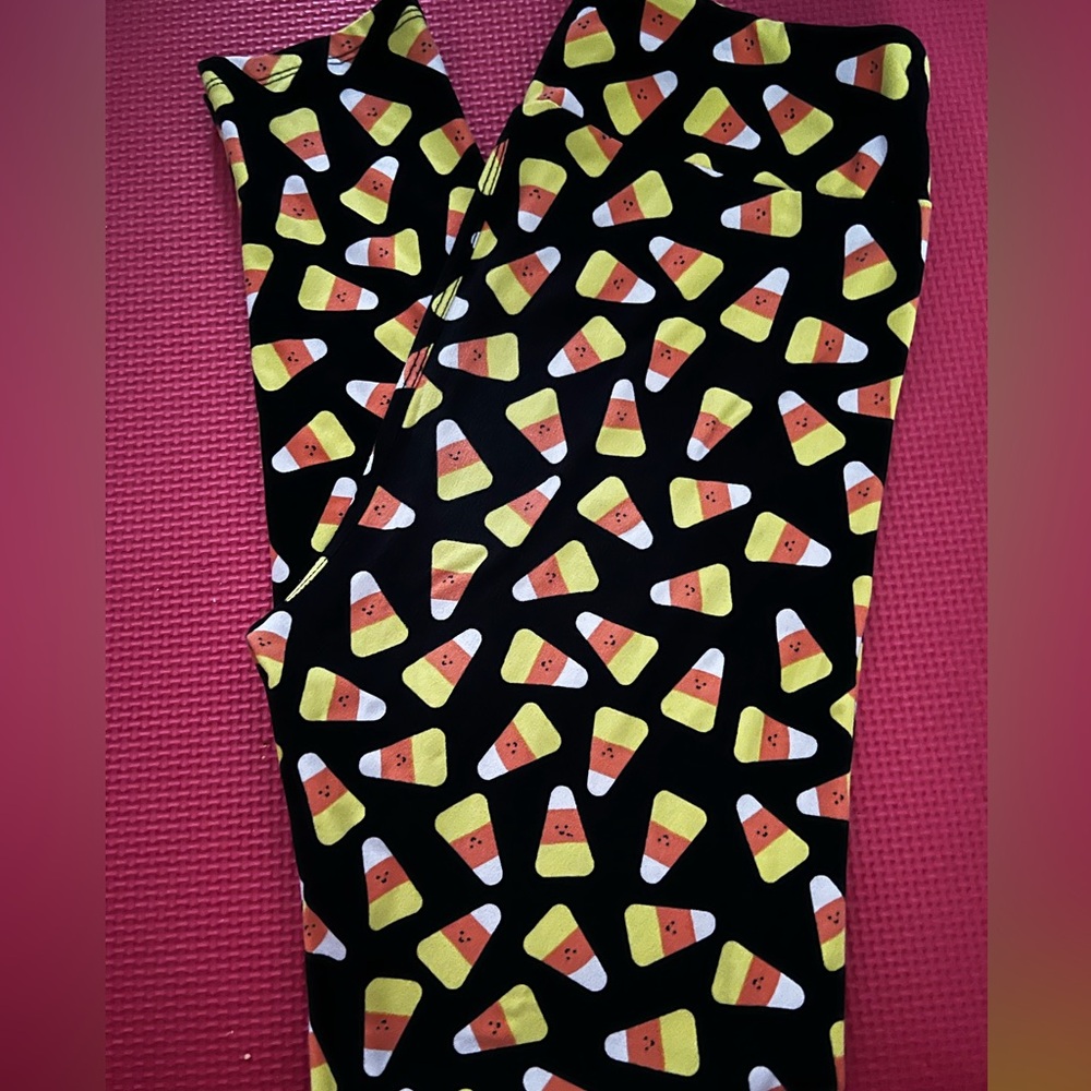 LuLaRoe OS (2-10) Black Orange Gold White Candy Corn Fall Halloween Leggings - Picture 2 of 5